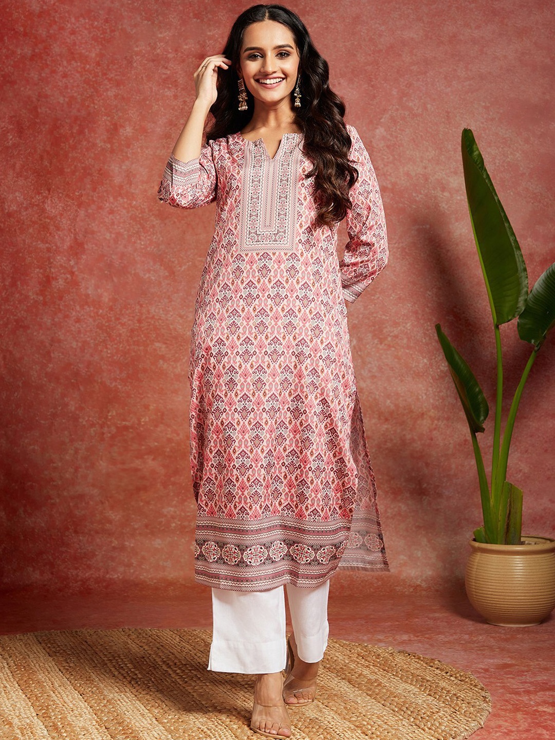 

Libas Ethnic Motifs Printed Straight Kurta, Pink