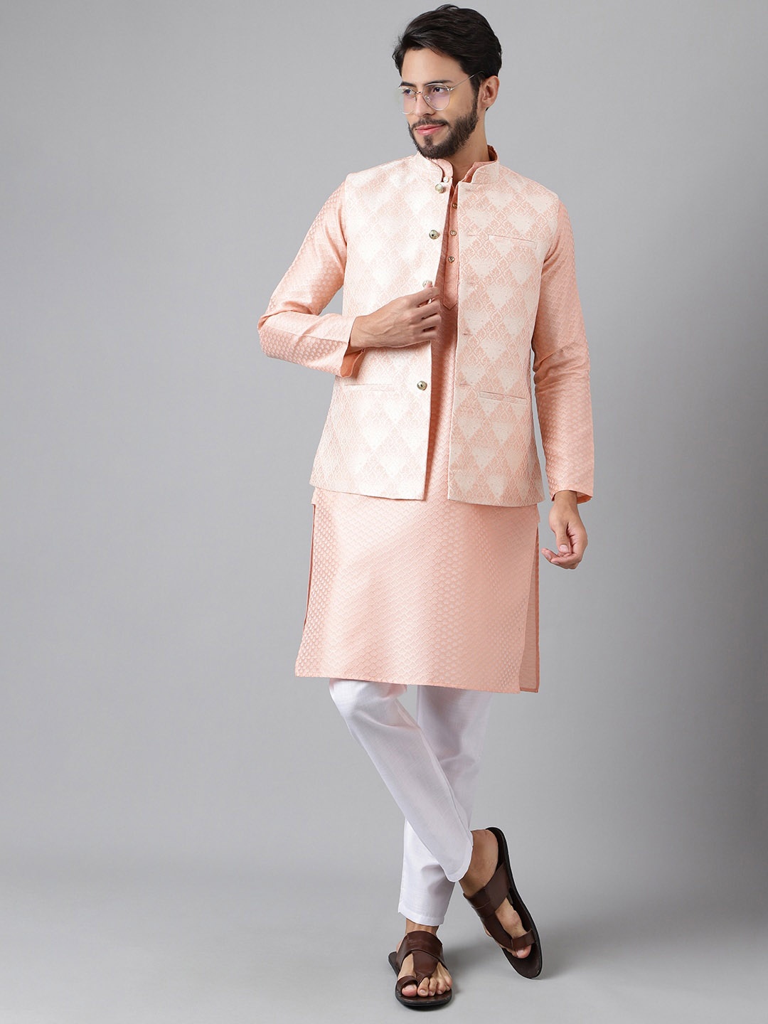 

Sangria Mandarin Collar Jacquard Kurta With Pyjama & Nehru Jacket, Peach