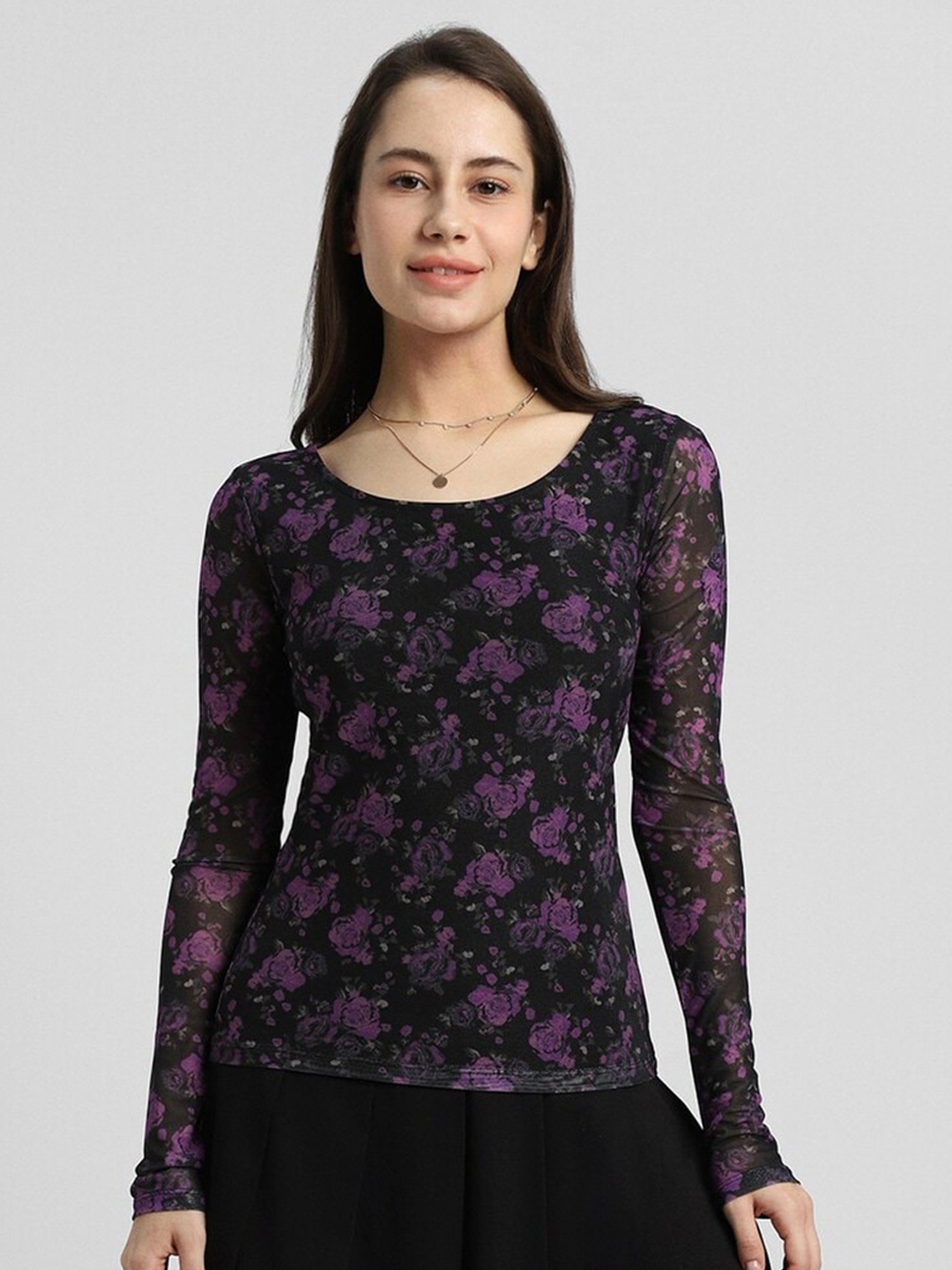 

FOREVER 21 Floral Printed Regular Top, Black