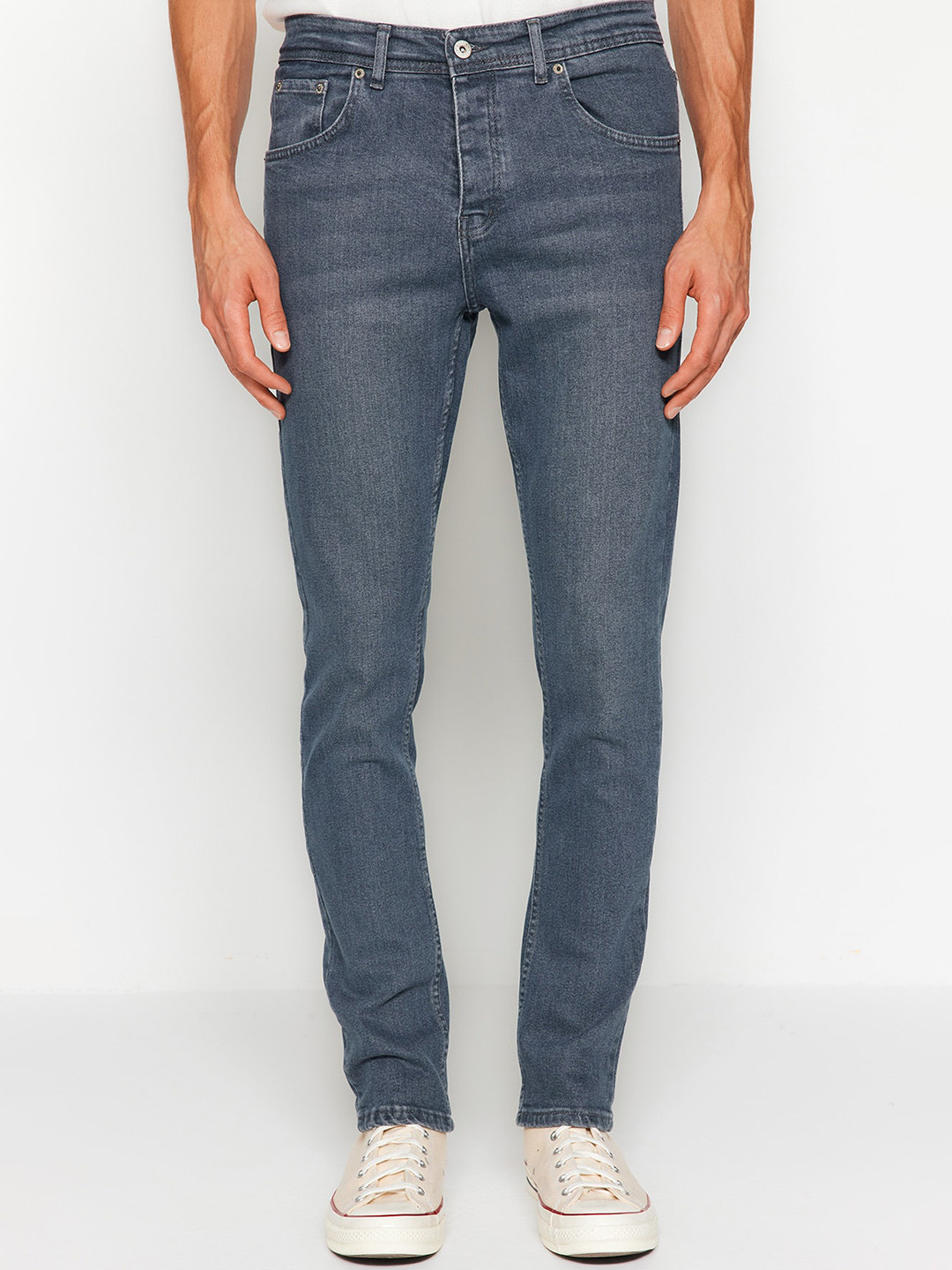 

Trendyol Men Mid-Rise Clean Look Regular Fit Stretchable Casual Jeans, Blue
