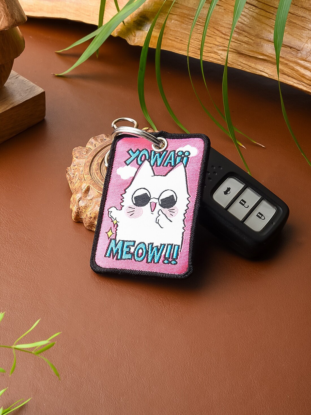 

COMICSENSE Jujutsu Kaisen Anime Inspired Strongest Neko Sorcerer Key chain, Pink