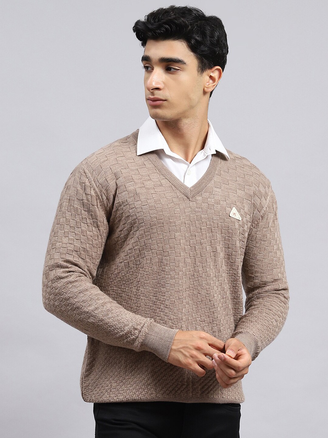 

Monte Carlo Checked V-Neck Pullover Sweater, Brown
