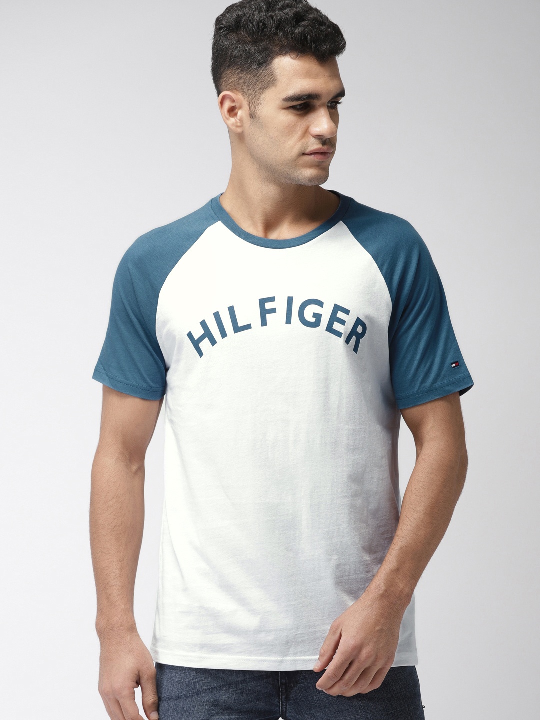 

Tommy Hilfiger Men White Printed Round Neck Pure Cotton T-shirt