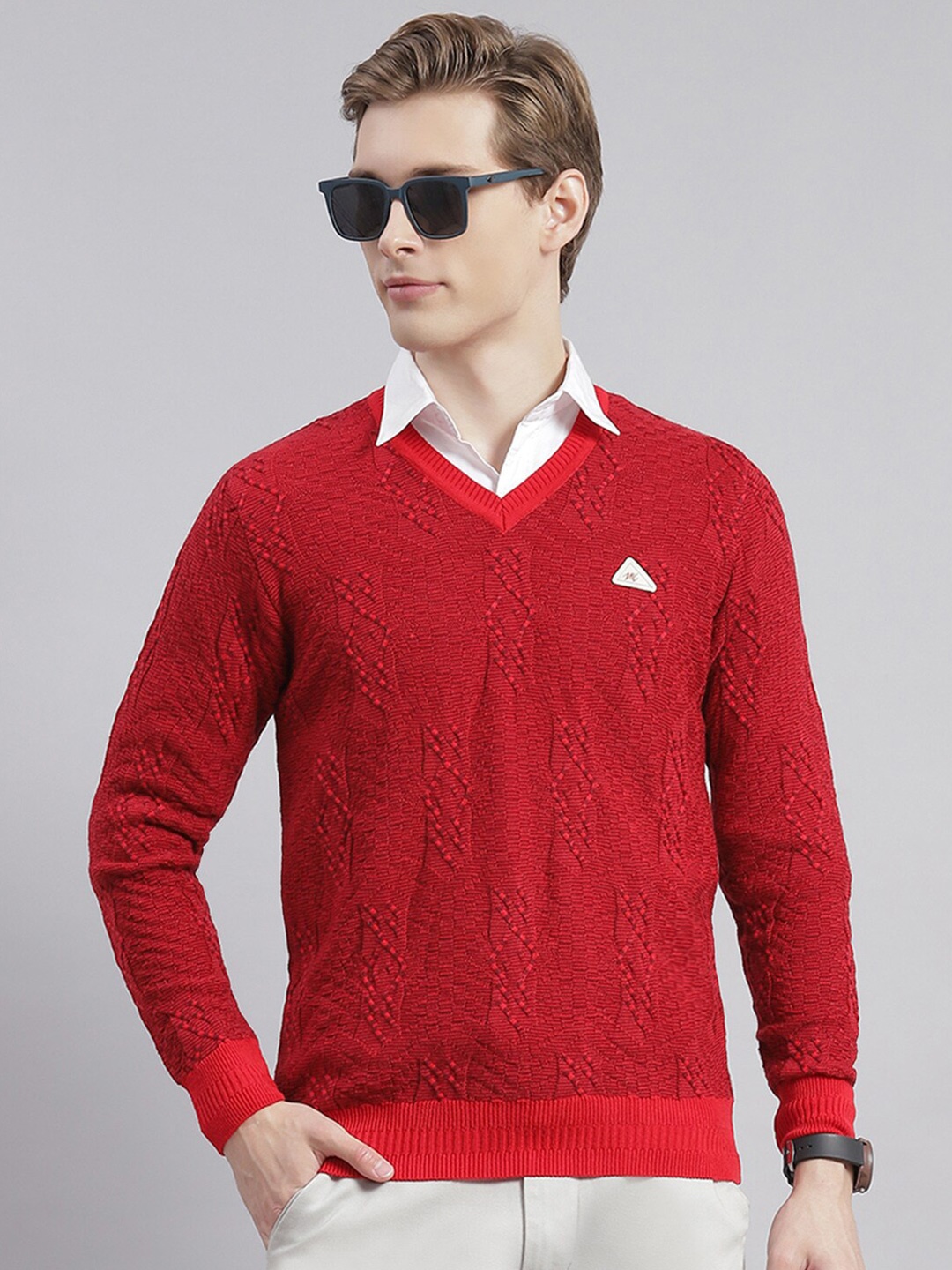 

Monte Carlo Cable Knit Self Design V-Neck Pullover Sweater, Red