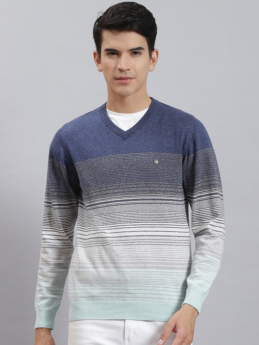 

Monte Carlo V-Neck Striped Pullover Sweater, Blue