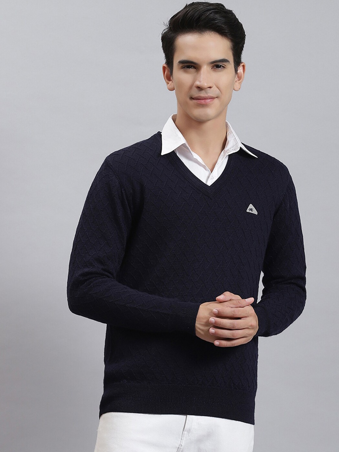 

Monte Carlo Cable Knit V-Neck Woollen Pullover, Navy blue