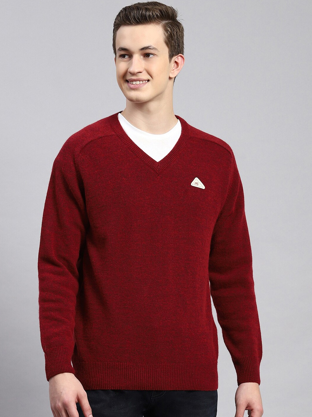 

Monte Carlo V-Neck Woollen Pullover, Maroon