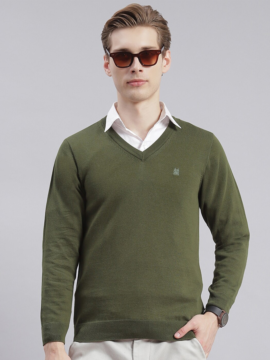 

Monte Carlo V-Neck Cotton Pullover Sweaters, Olive