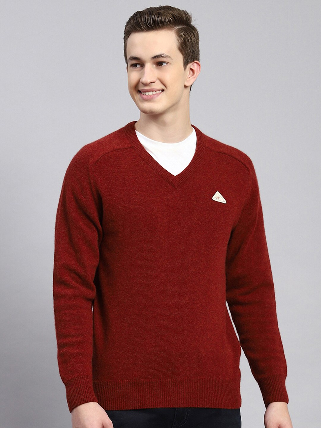 

Monte Carlo V-Neck Long Sleeve Woollen Pullover Sweaters, Maroon