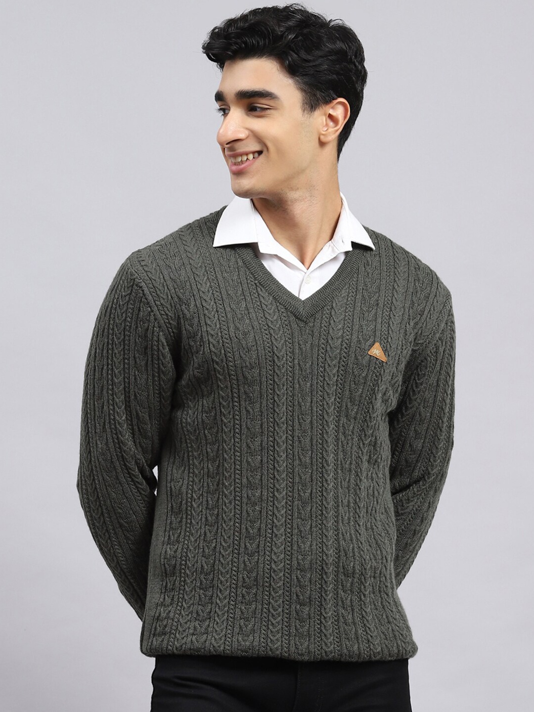 

Monte Carlo Cable Knit V-Neck Sleeveless Pure Wool Sweater, Olive