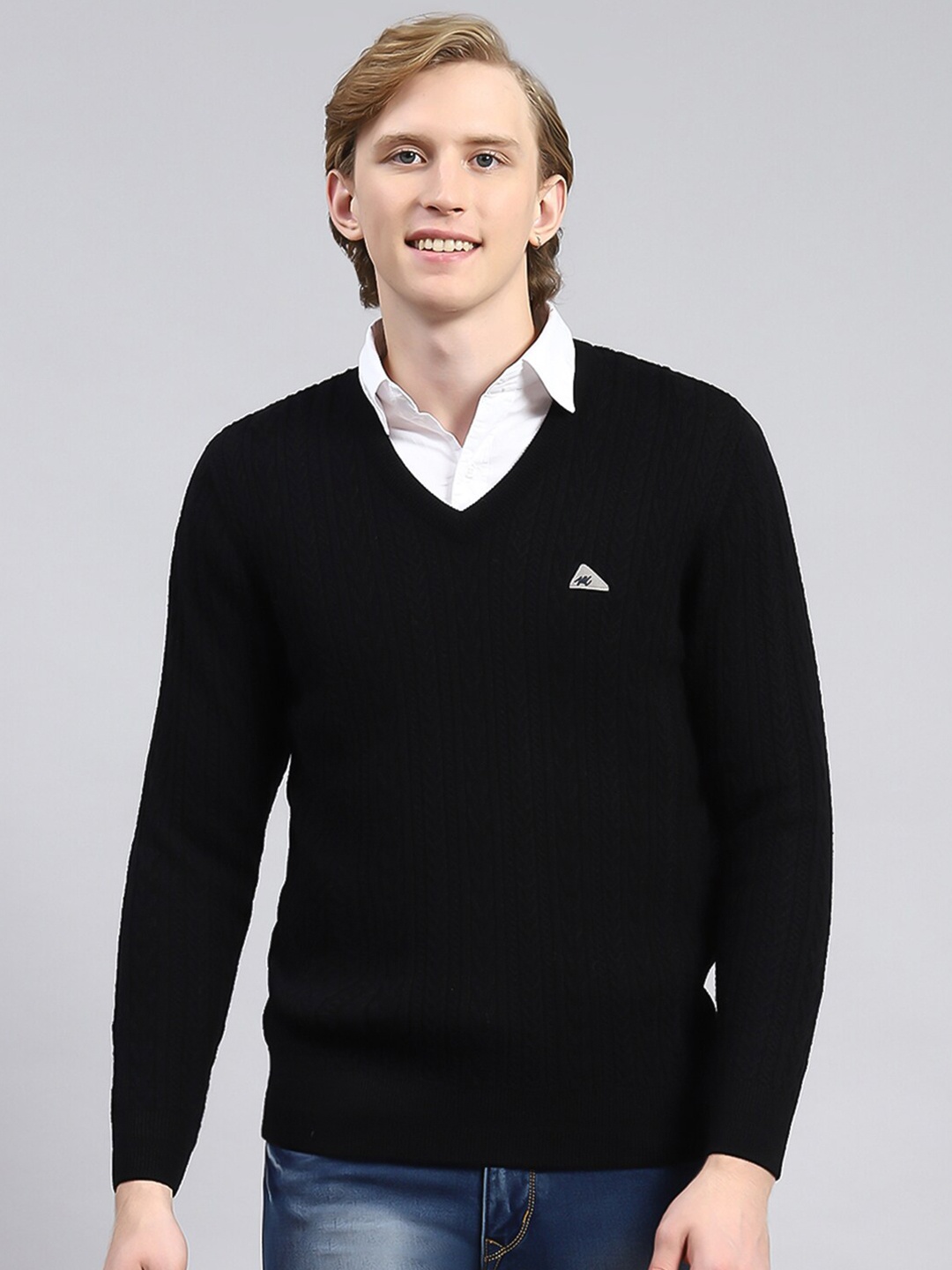 

Monte Carlo Cable Knit V-Neck Sleeveless Pure Wool Sweater, Black