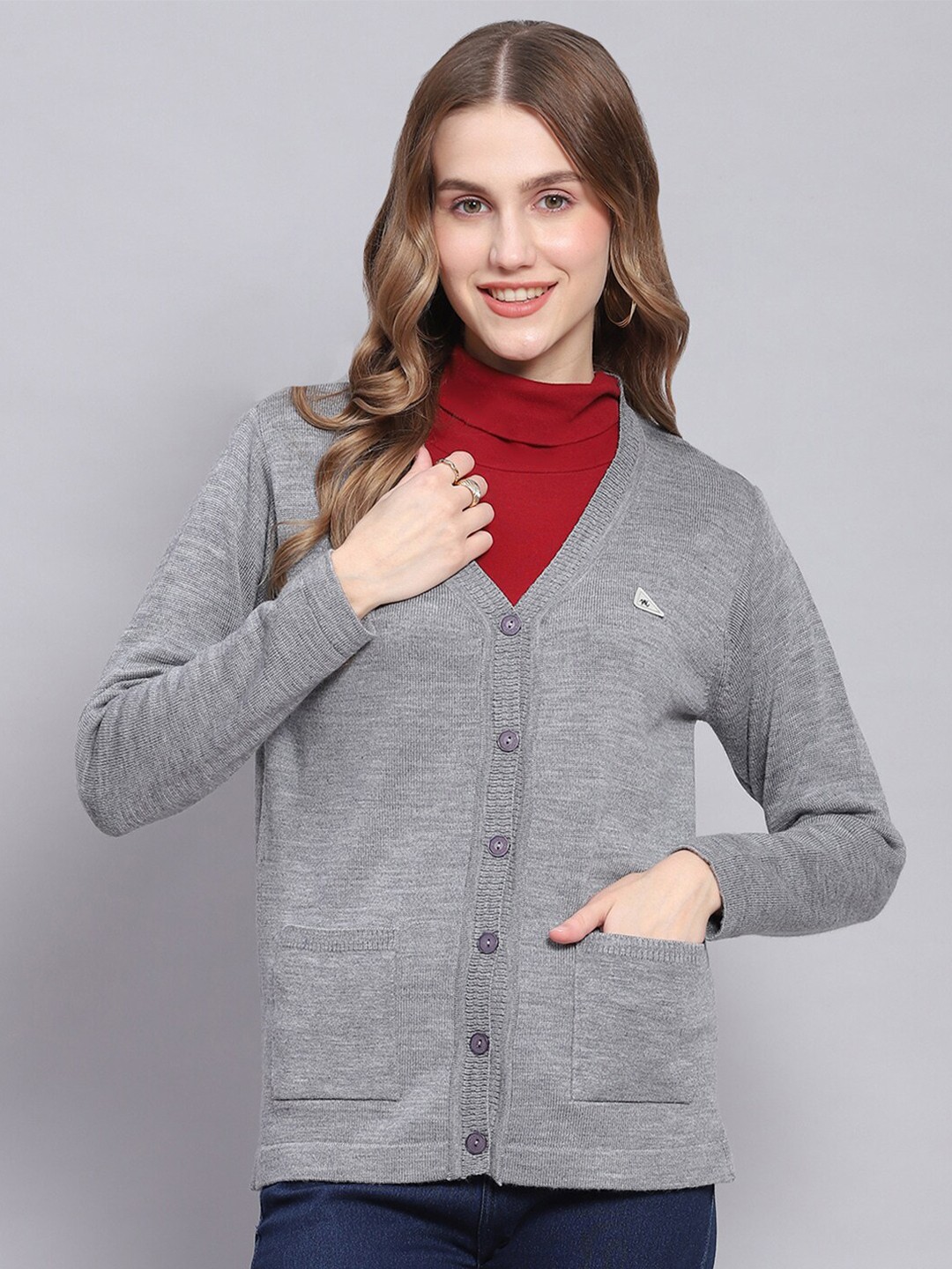 

Monte Carlo V-Neck Woollen Cardigan Sweater, Grey melange