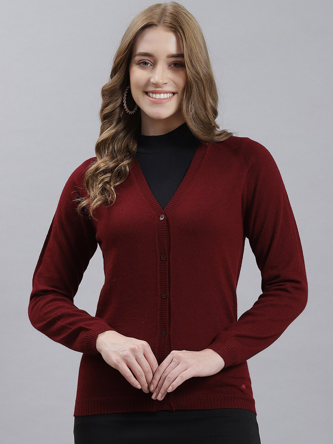 

Monte Carlo V-Neck Woollen Cardigan, Maroon
