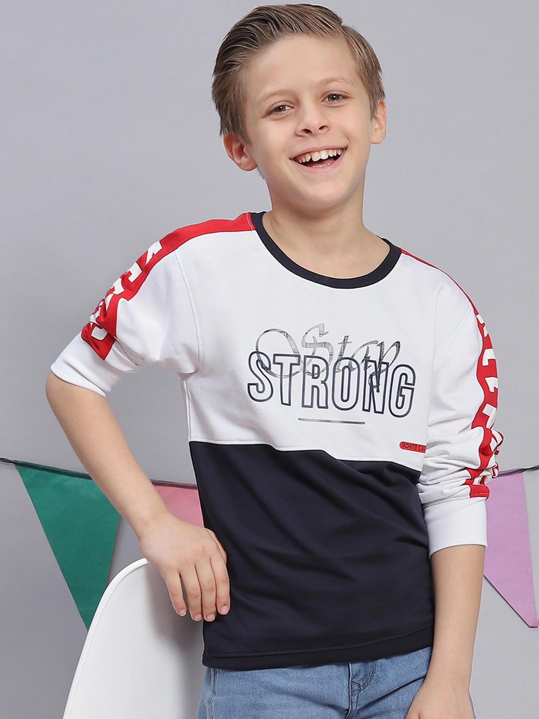 

Monte Carlo Boys White Colourblocked Sweatshirt