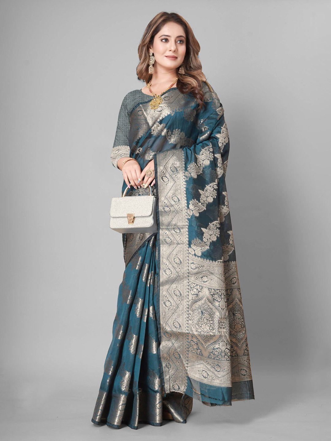 

SHIJILA Ethnic Motif Woven Design Zari Organza Kanjeevaram Saree, Teal