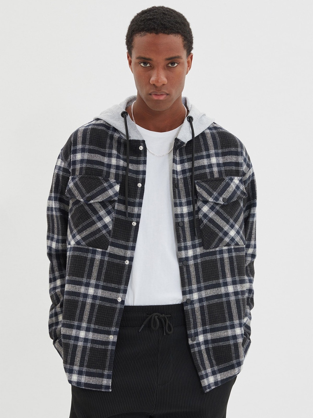 

Trendyol Tartan Checked Hoded Shacket, Black