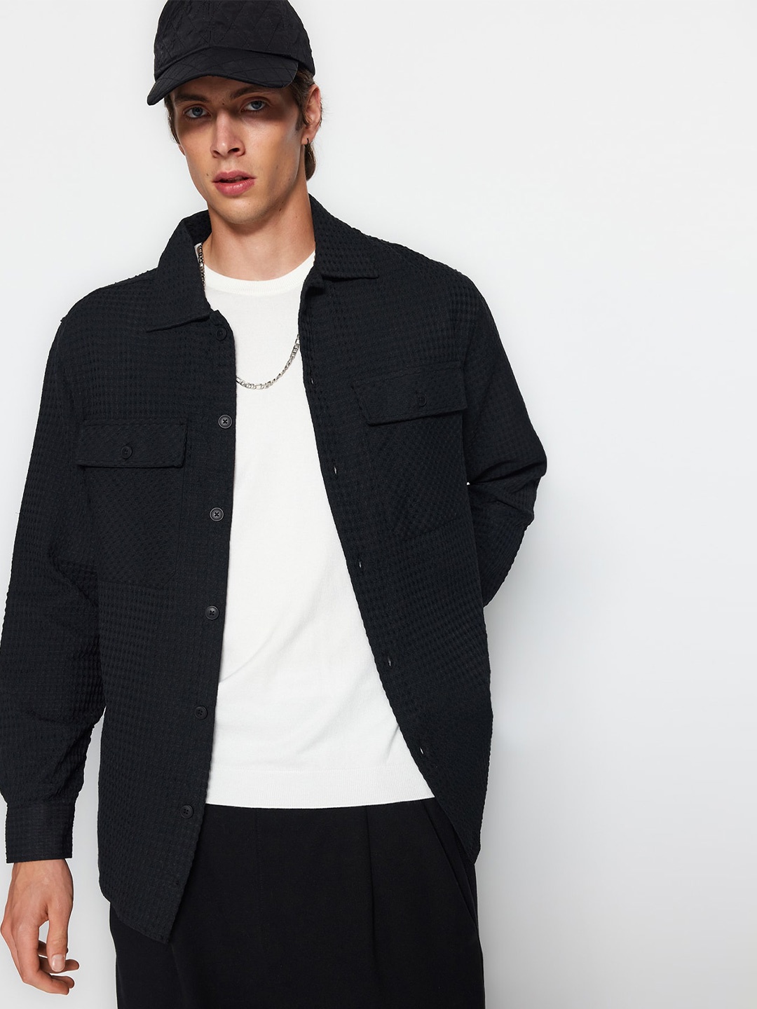 

Trendyol Self Design Opaque Casual Shacket, Black