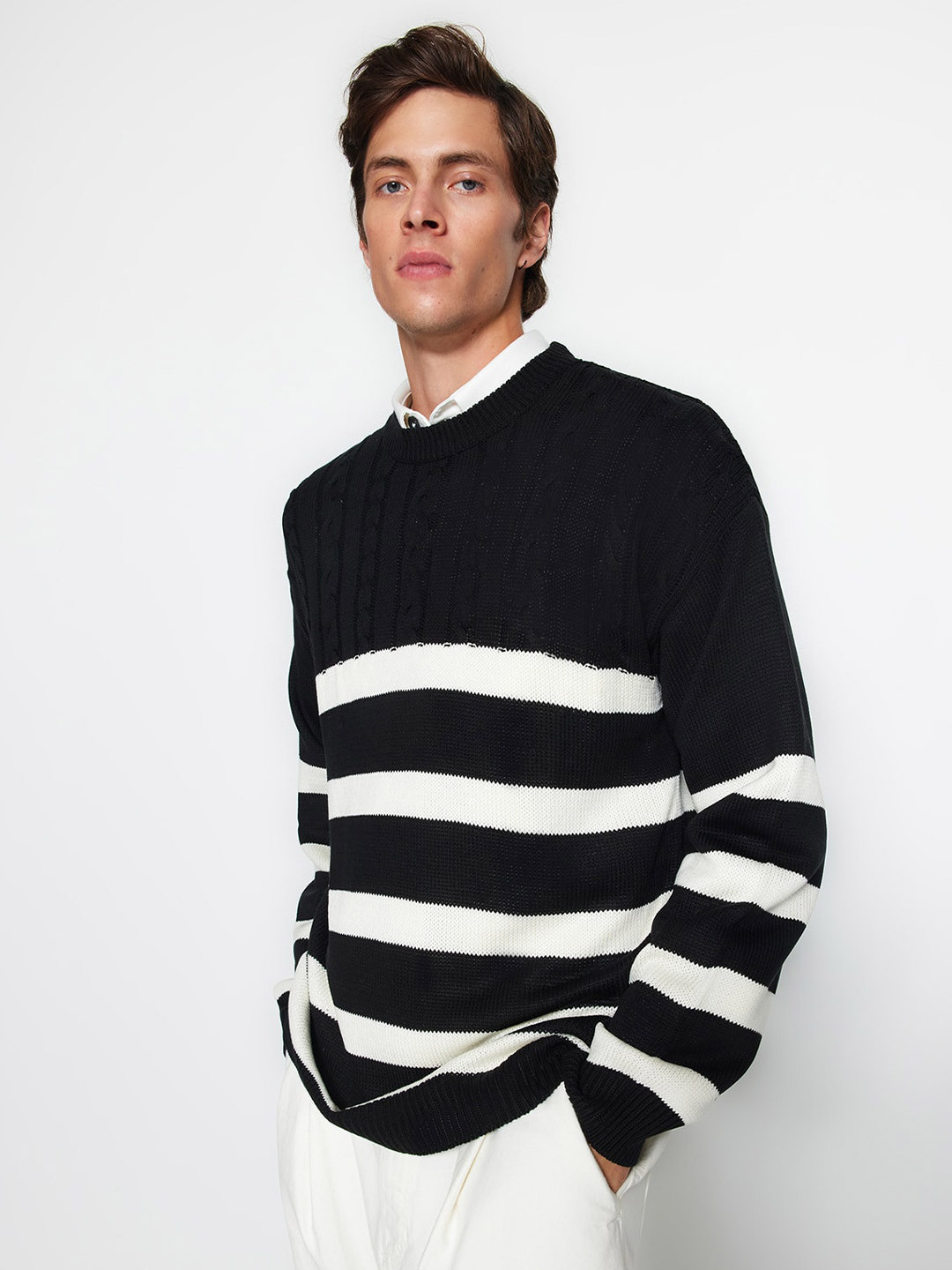 

Trendyol Striped Acrylic Pullover Sweater, Black