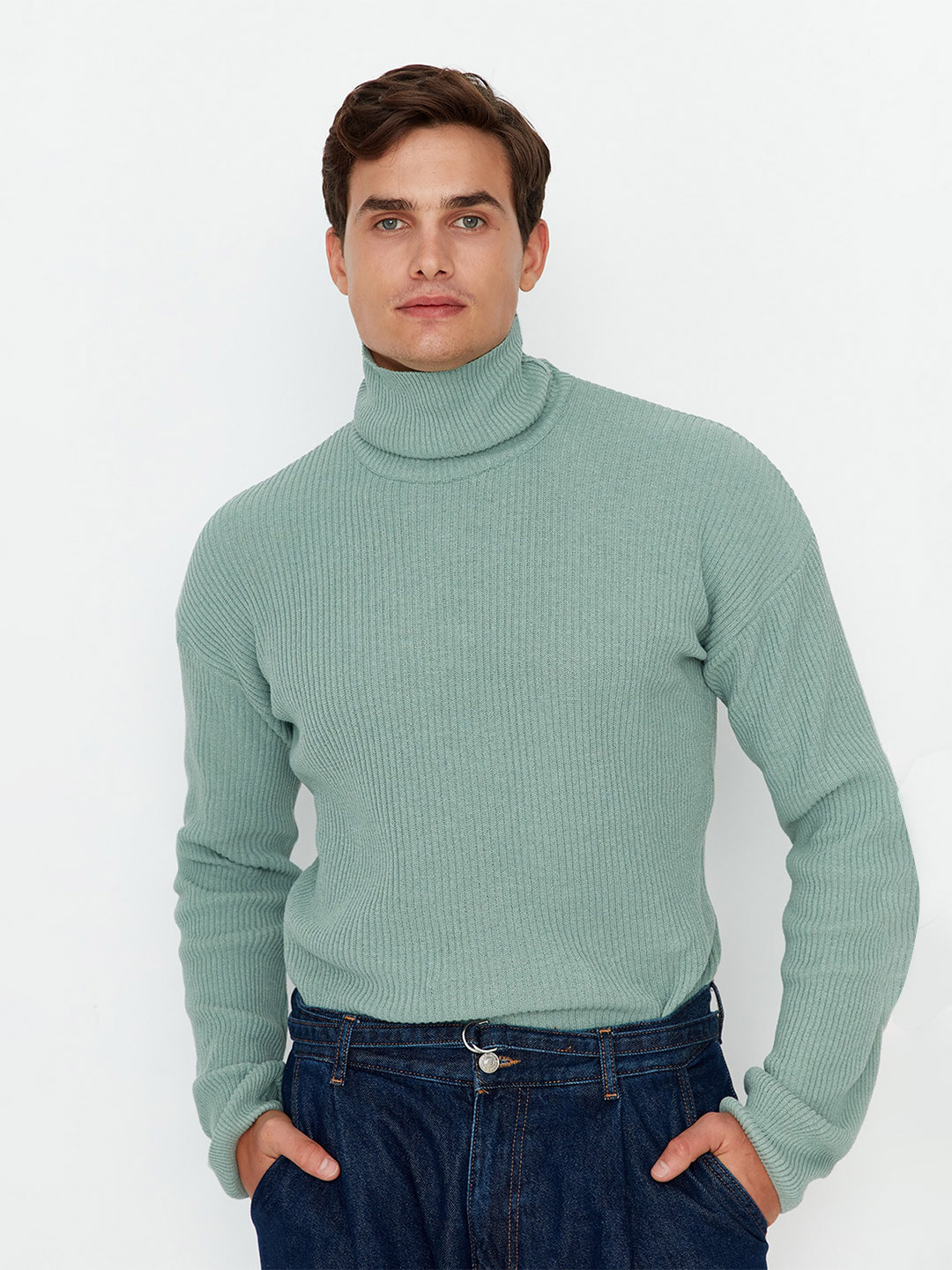 

Trendyol Turtle Neck Full Sleeves Pullover, Green