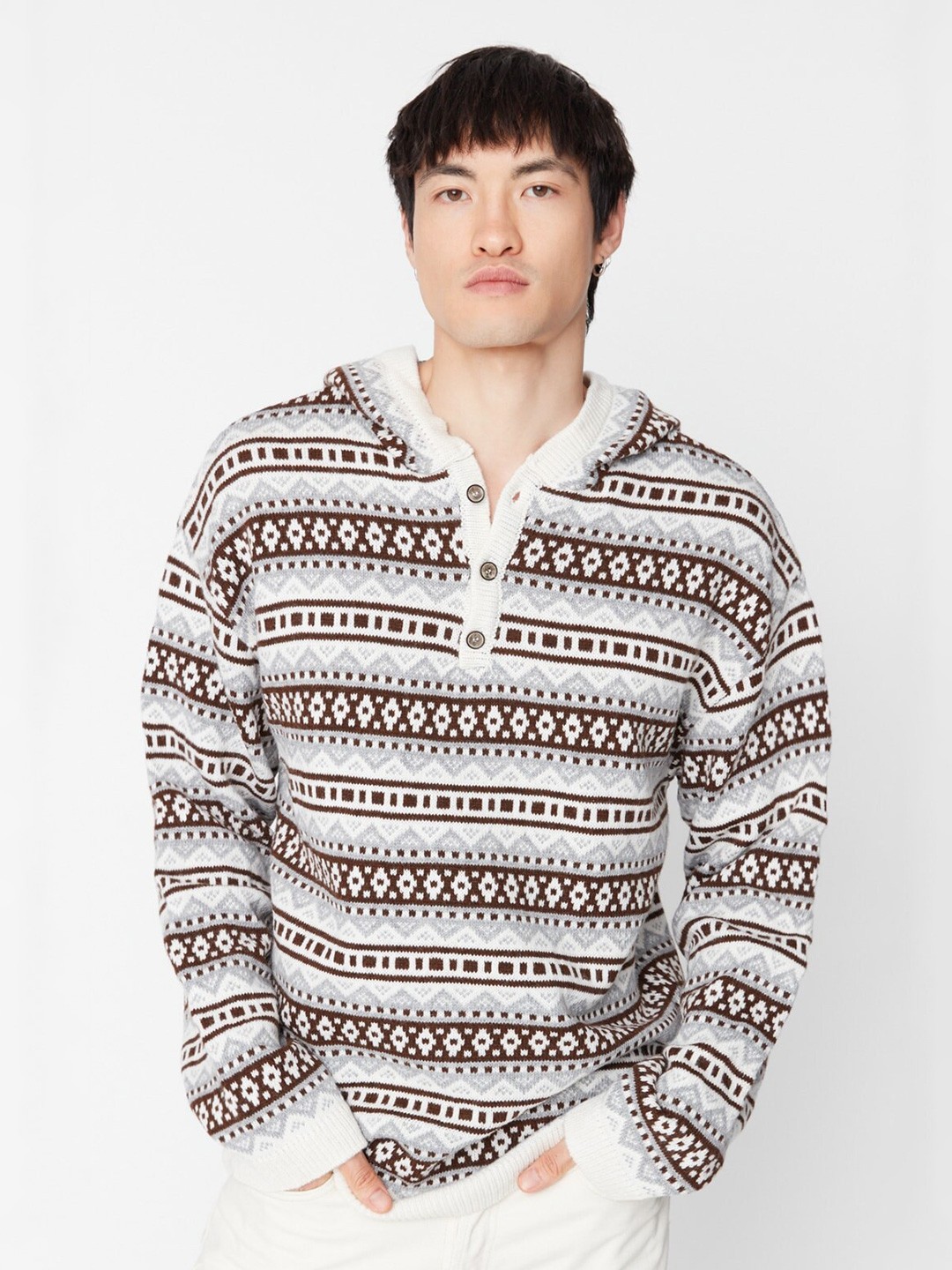 

Trendyol Self Design Hooded Pullover Sweater, White
