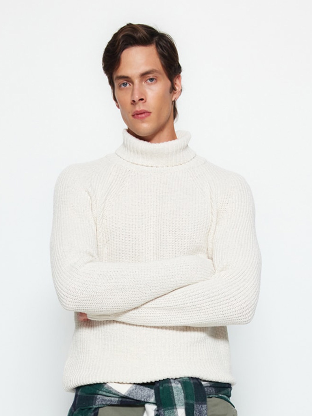 

Trendyol Open Knit Turtle Neck Pullover, Off white