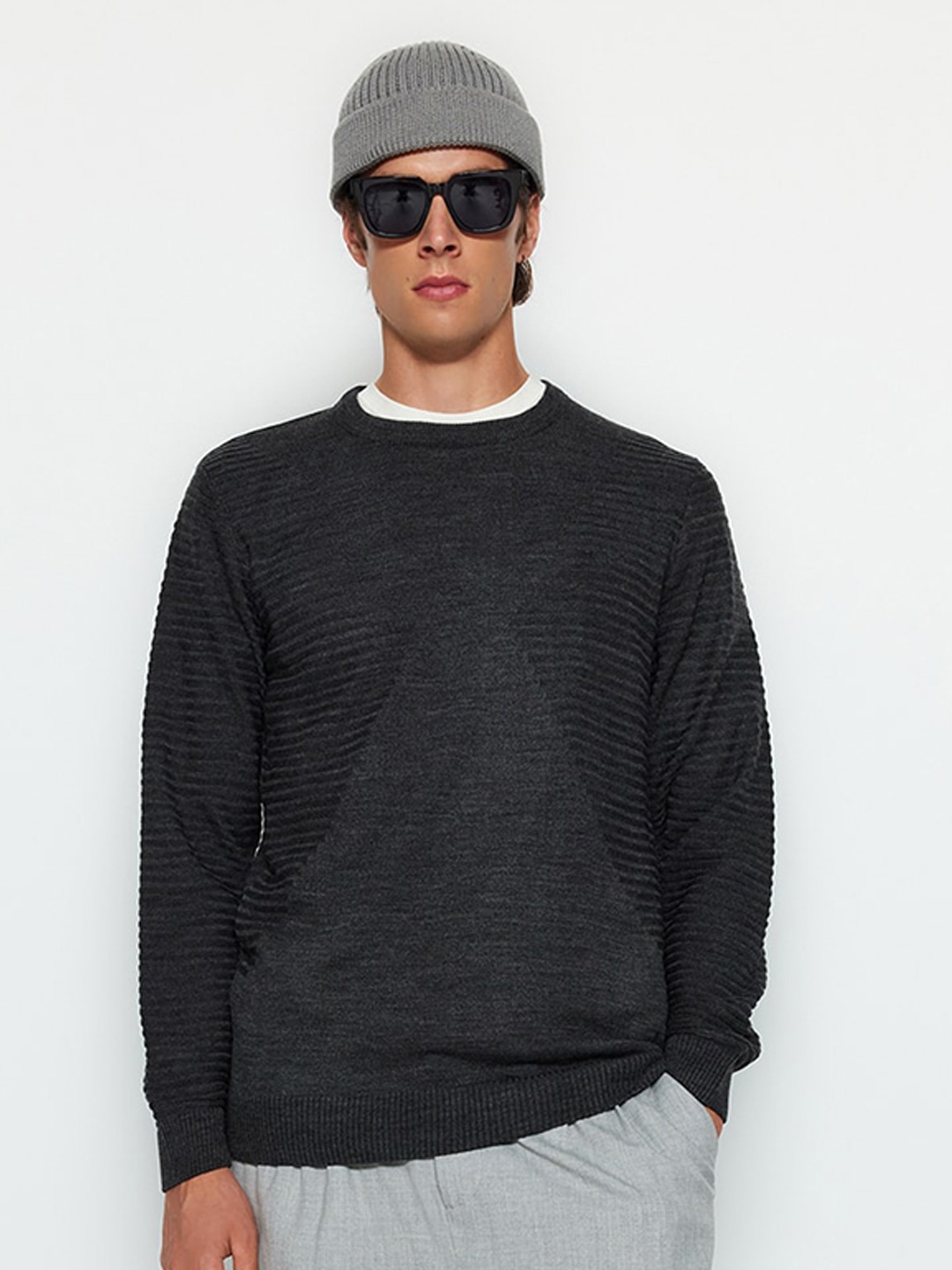 

Trendyol Striped Round Neck Pullover, Grey