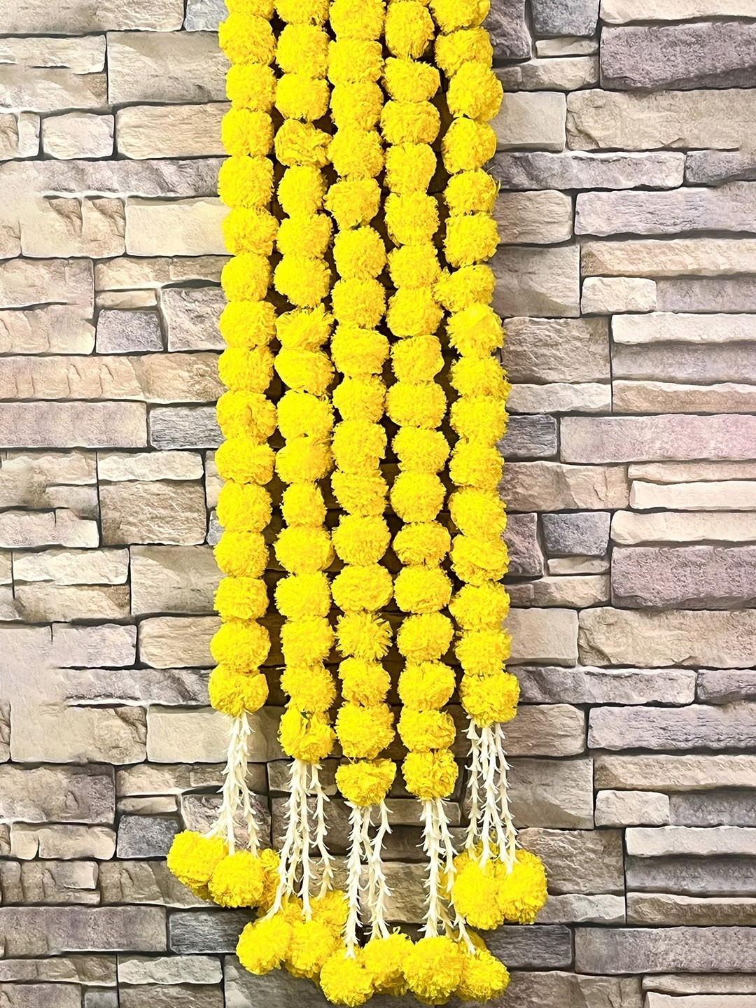 

Akaar Yellow 6 Pieces Marigold Wall Hanging