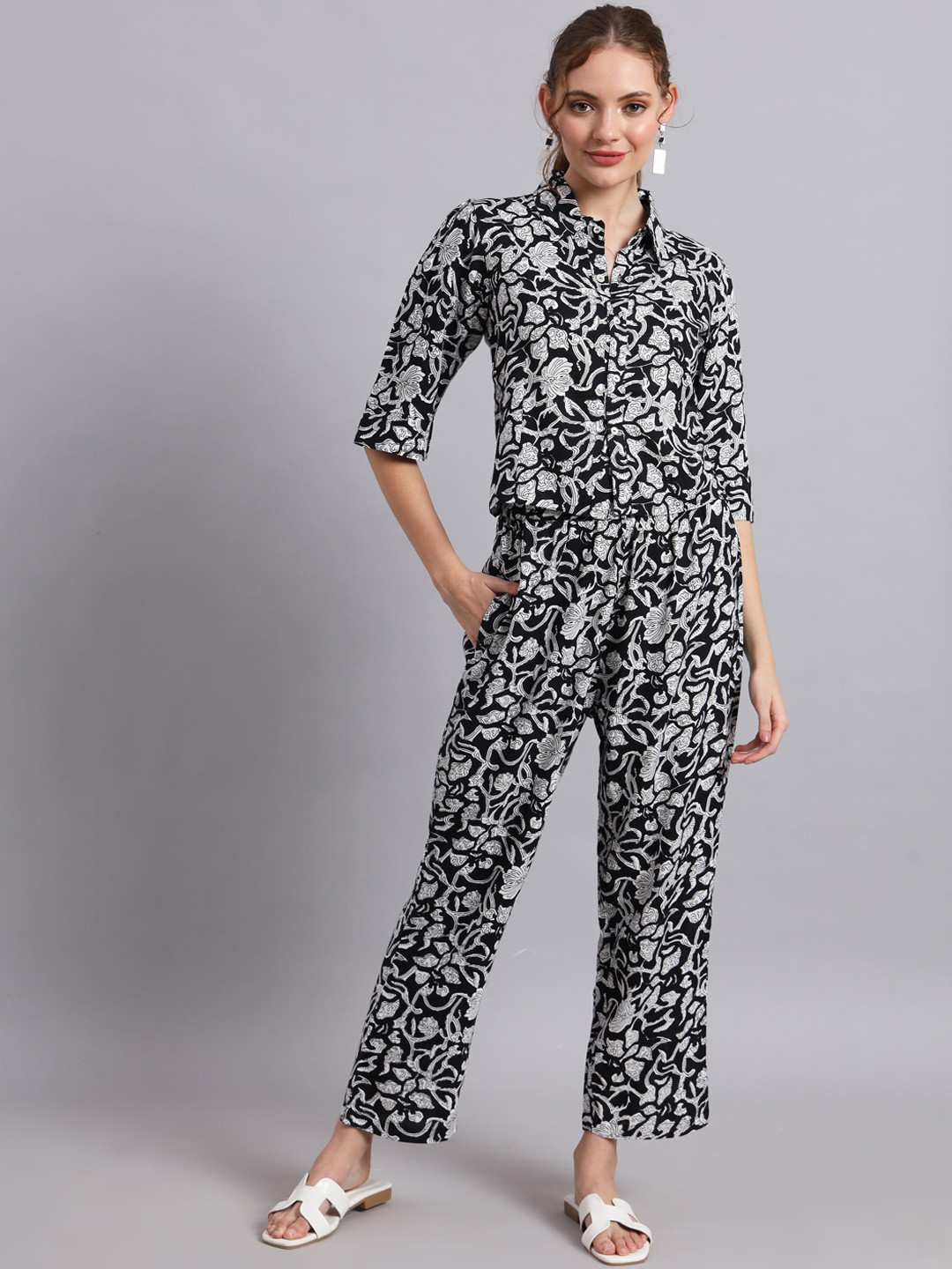 

DECKEDUP Printed Shirt With Trousers, Black