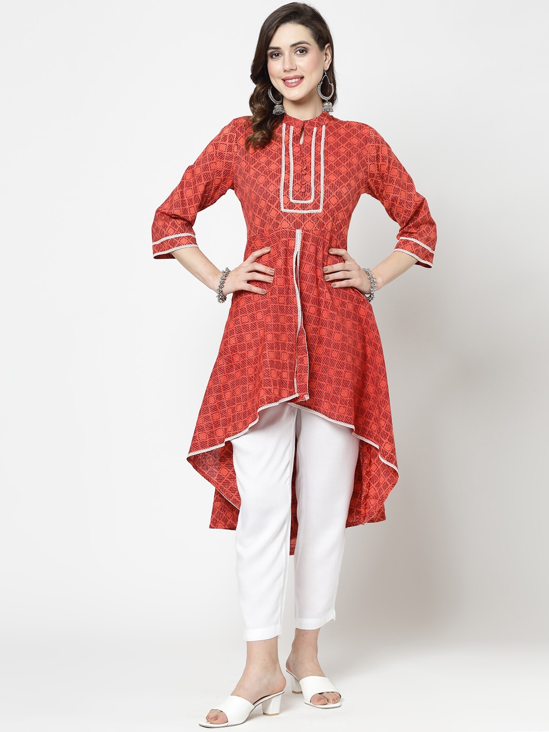 

SkyaSia Geometric Printed Mandarin Collar Thread Work High-Low A-Line Kurta, Maroon
