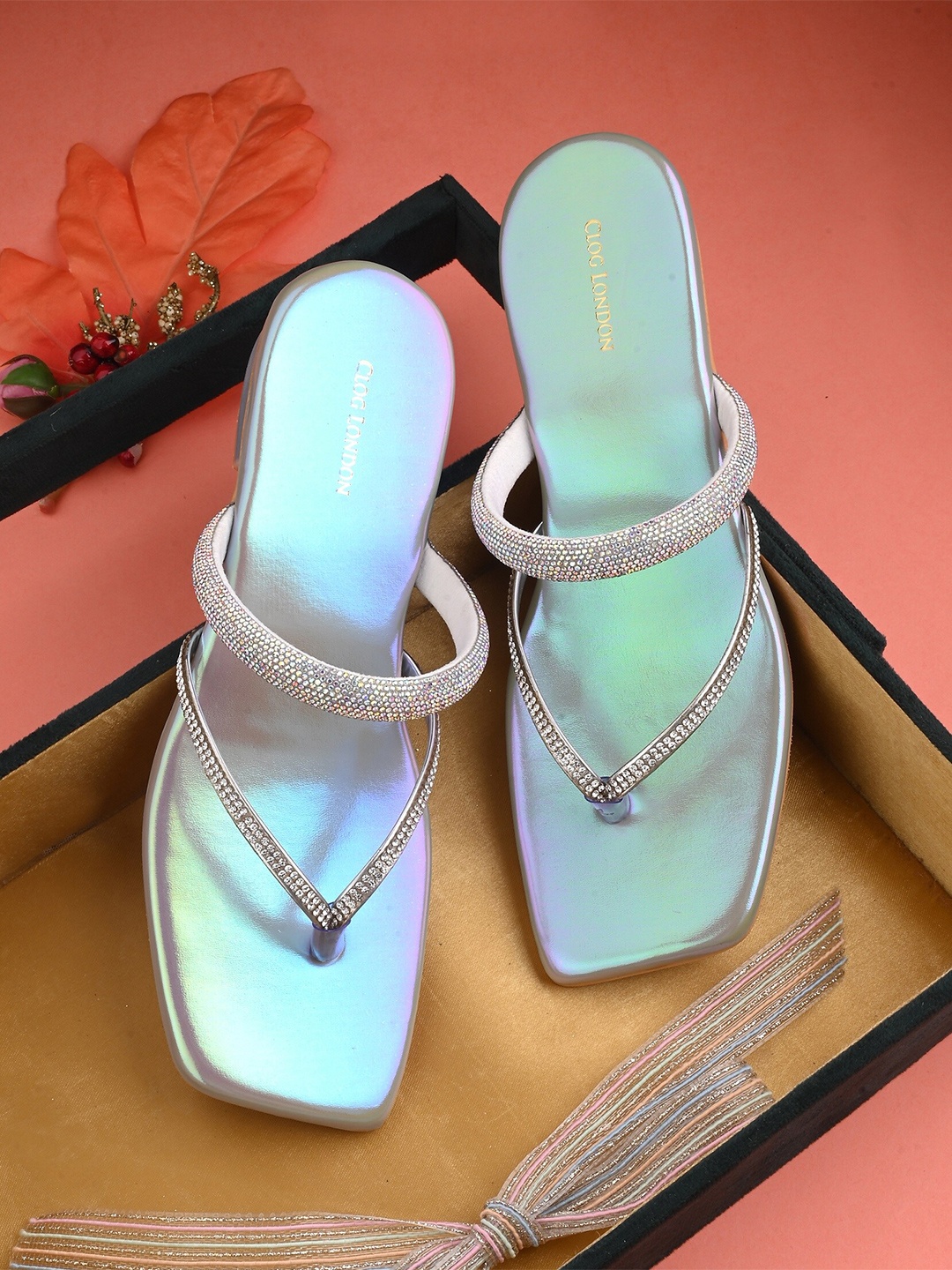 

CLOG LONDON Embellished Open Toe Flats, Grey