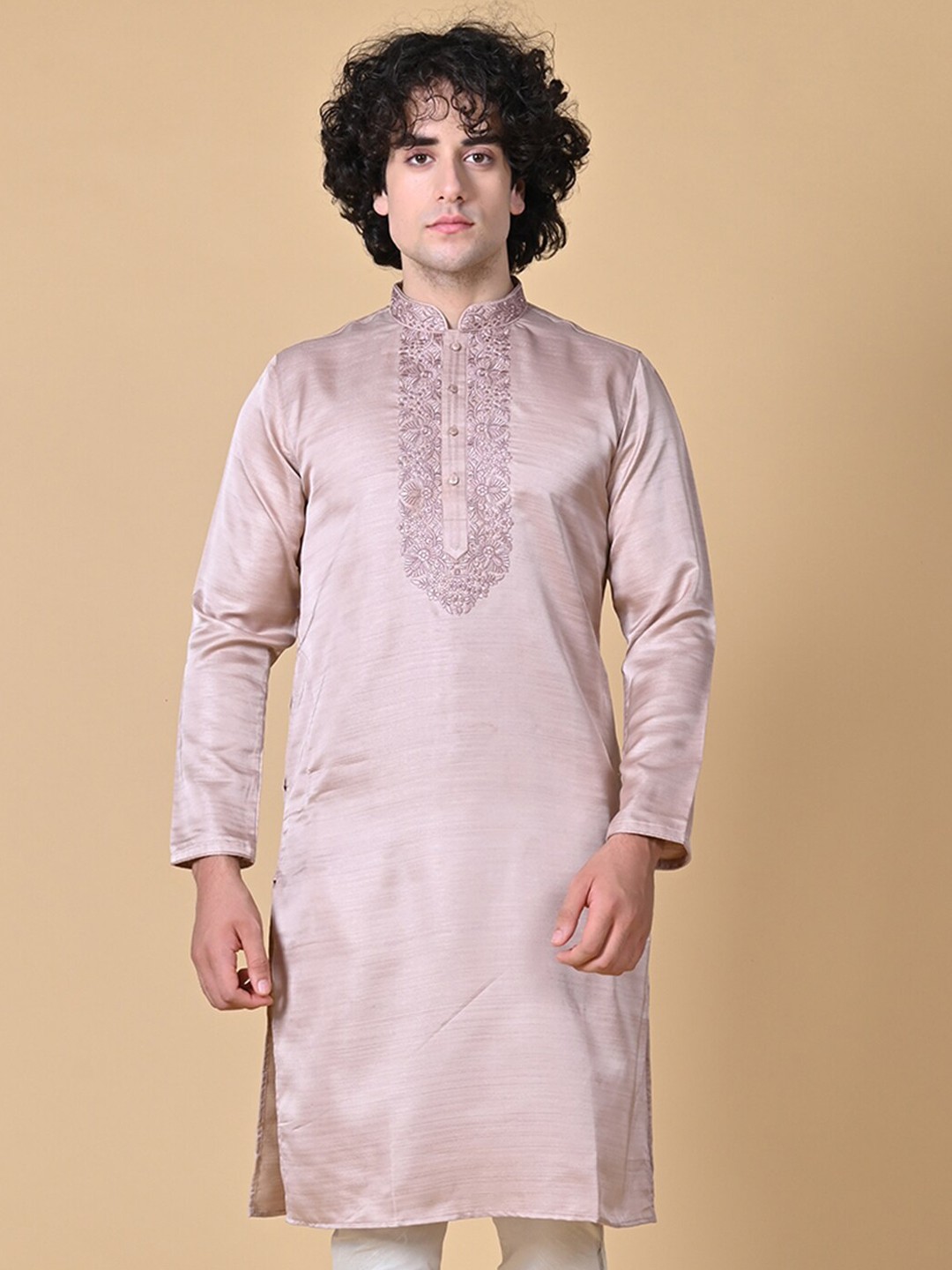 

MAAHI FABS Ethnic Motifs Embroidered Regular Silk Kurta, Pink