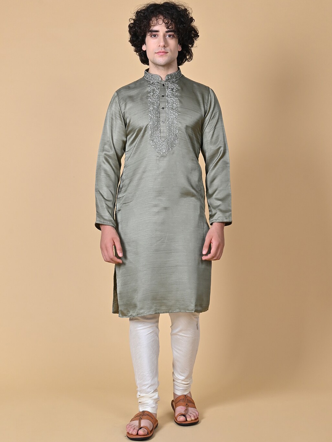 

MAAHI FABS Ethnic Motifs Embroidered Regular Silk Kurta, Grey