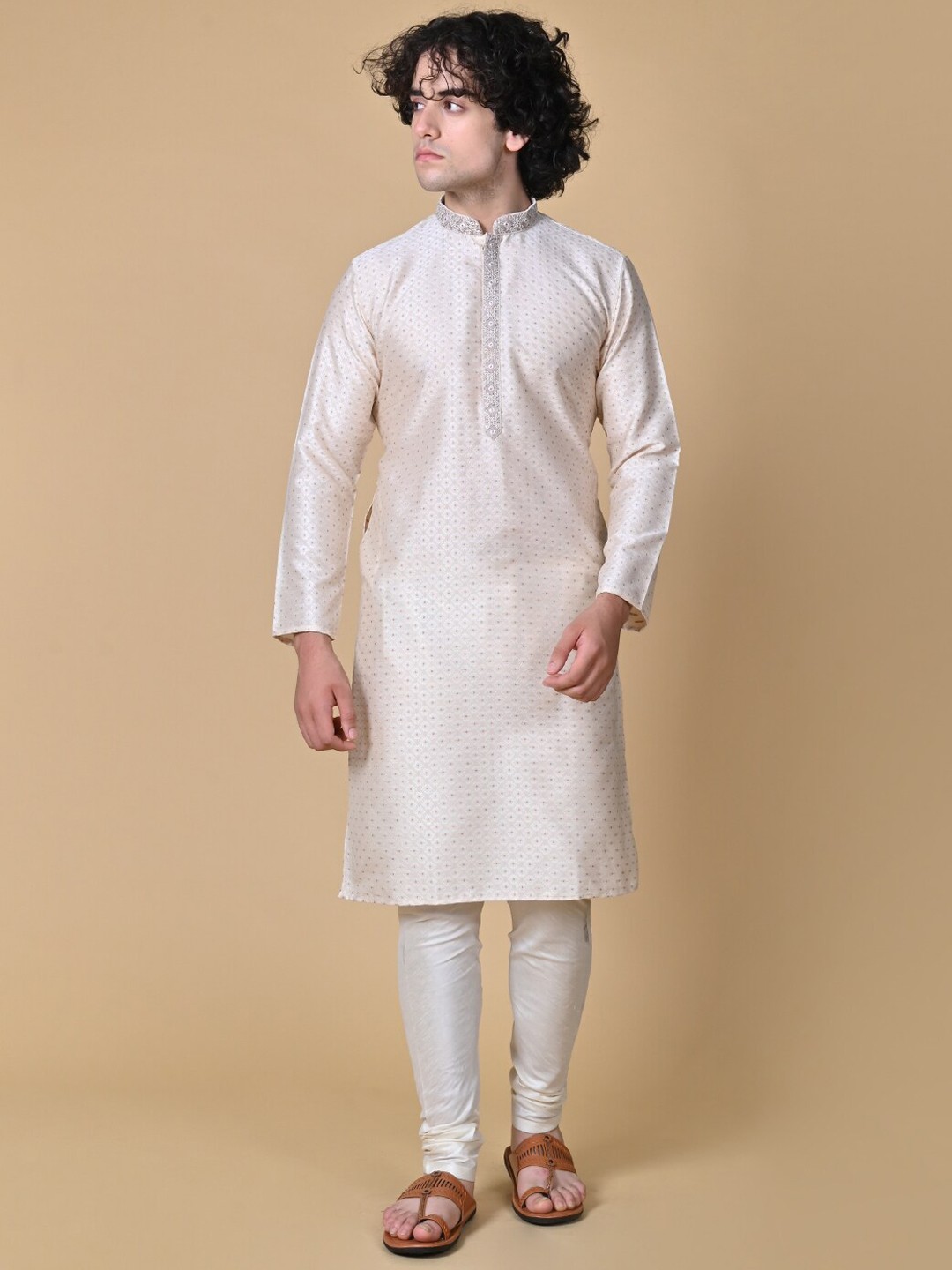 

MAAHI FABS Woven Design Thread Work Regular Kurta, Off white
