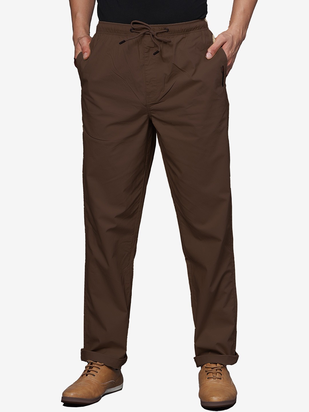 

t-base Men Pure Cotton Mid-Rise Track Pants, Brown