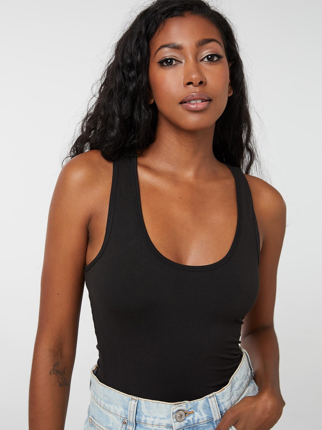 

Ardene Scoop Neck Tank Top, Black