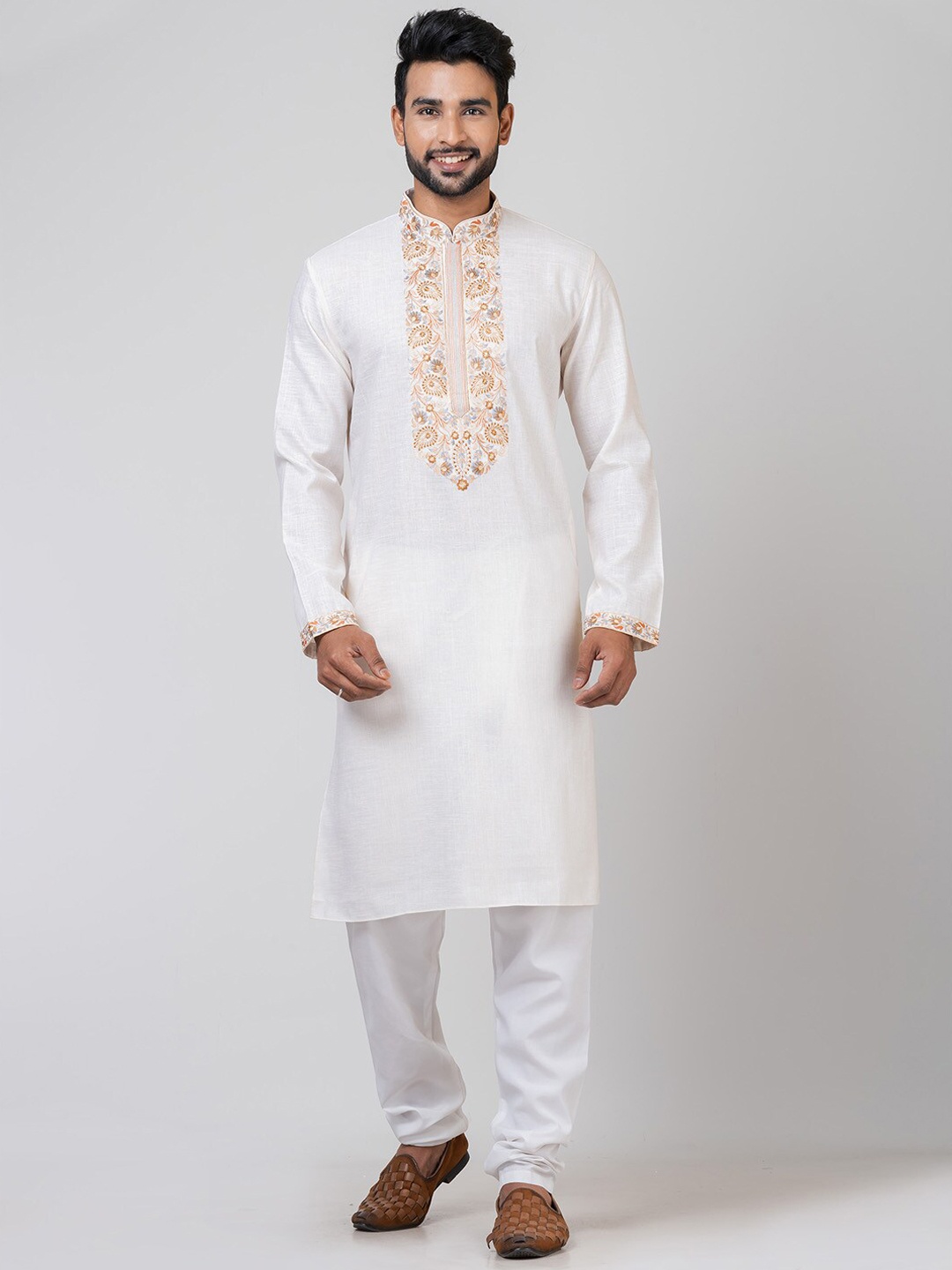 

HU - Handcrafted Uniquely Floral Embroidered Cotton Silk Kurta, Beige