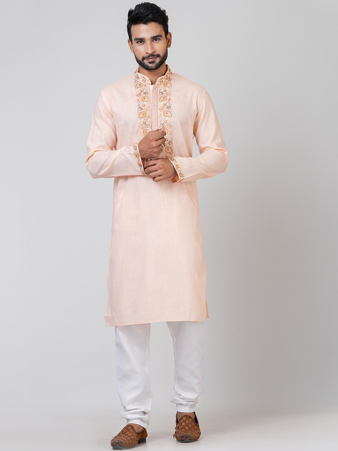 

HU - Handcrafted Uniquely Floral Embroidered Cotton Silk Kurta, Peach