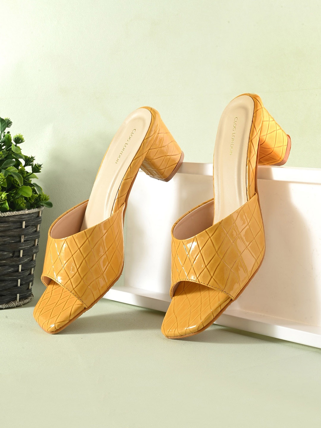 

CLOG LONDON Textured Block Heels, Yellow