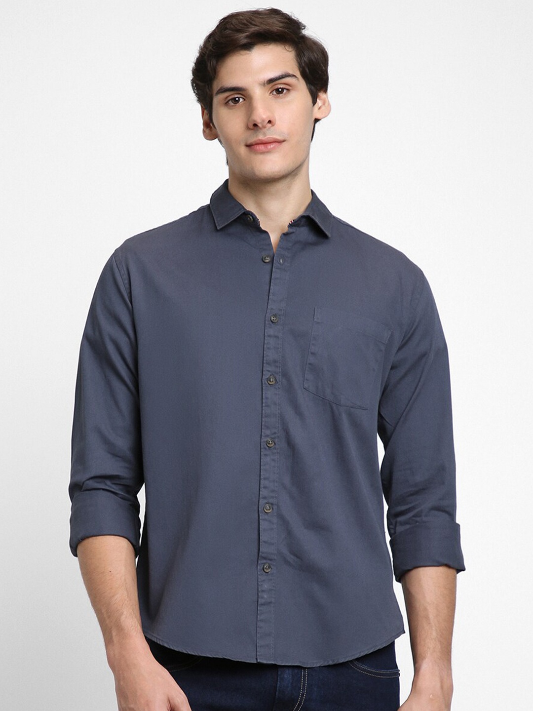 

Dennis Lingo Men Regular Fit Navy Blue Cotton Twill Casual Shirt