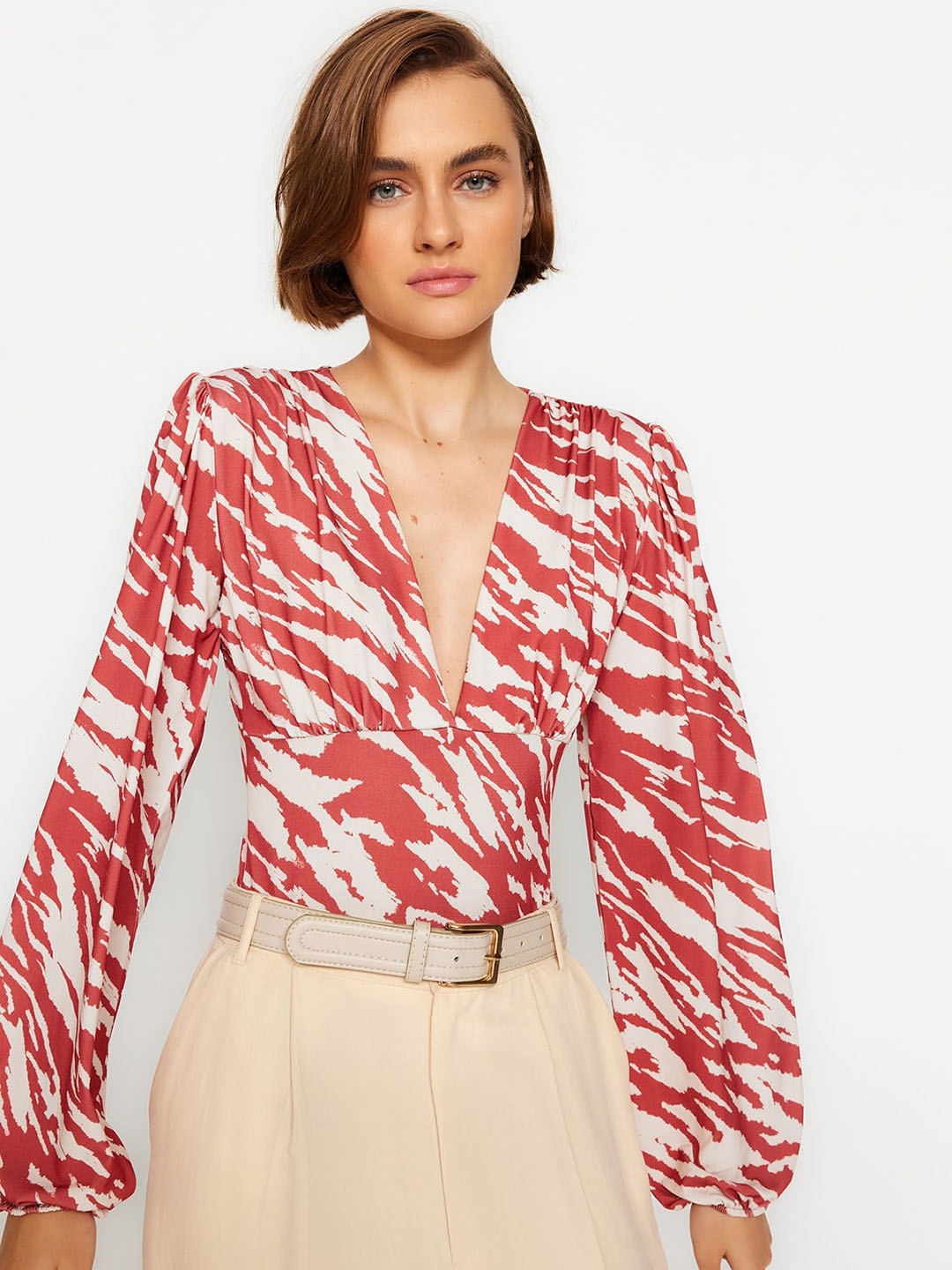 

Trendyol Abstract Printed Bodysuit, Red