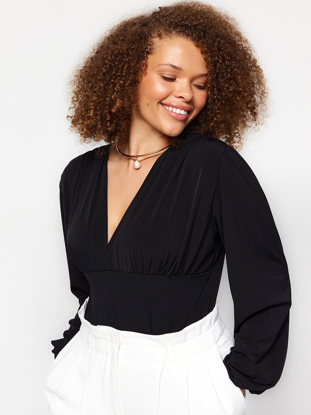 

Trendyol V-Neck Bodysuit, Black