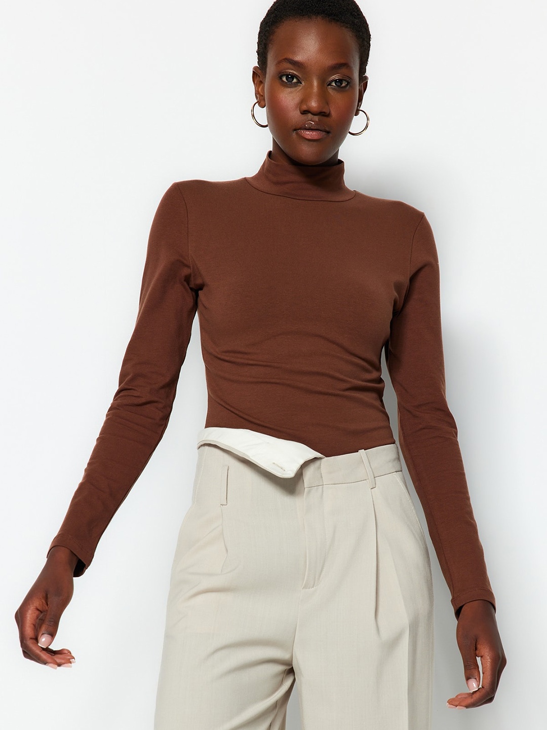 

Trendyol Long Sleeves High Neck Fitted Top, Brown