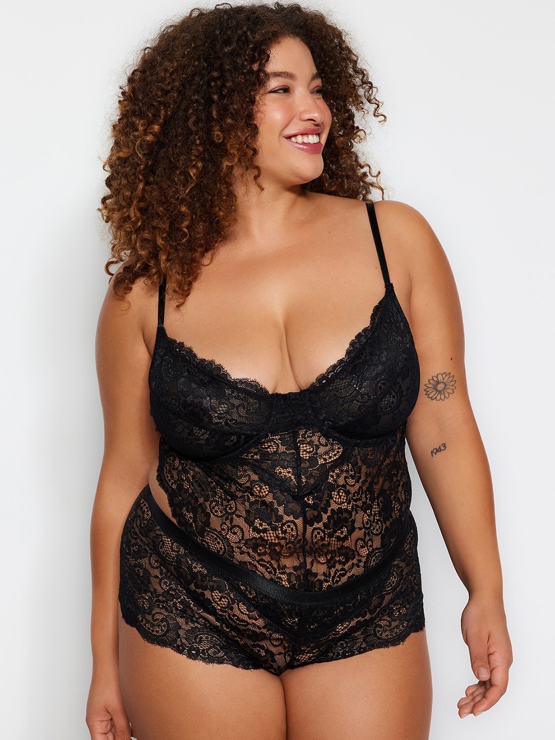 

Trendyol Plus Size Self-Design Lace Baby Doll, Black