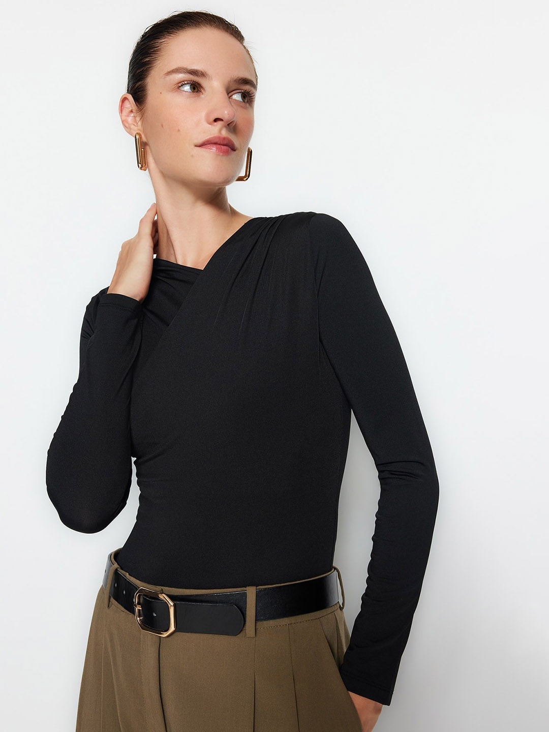 

Trendyol V-Neck Long Sleeves Bodysuit, Black