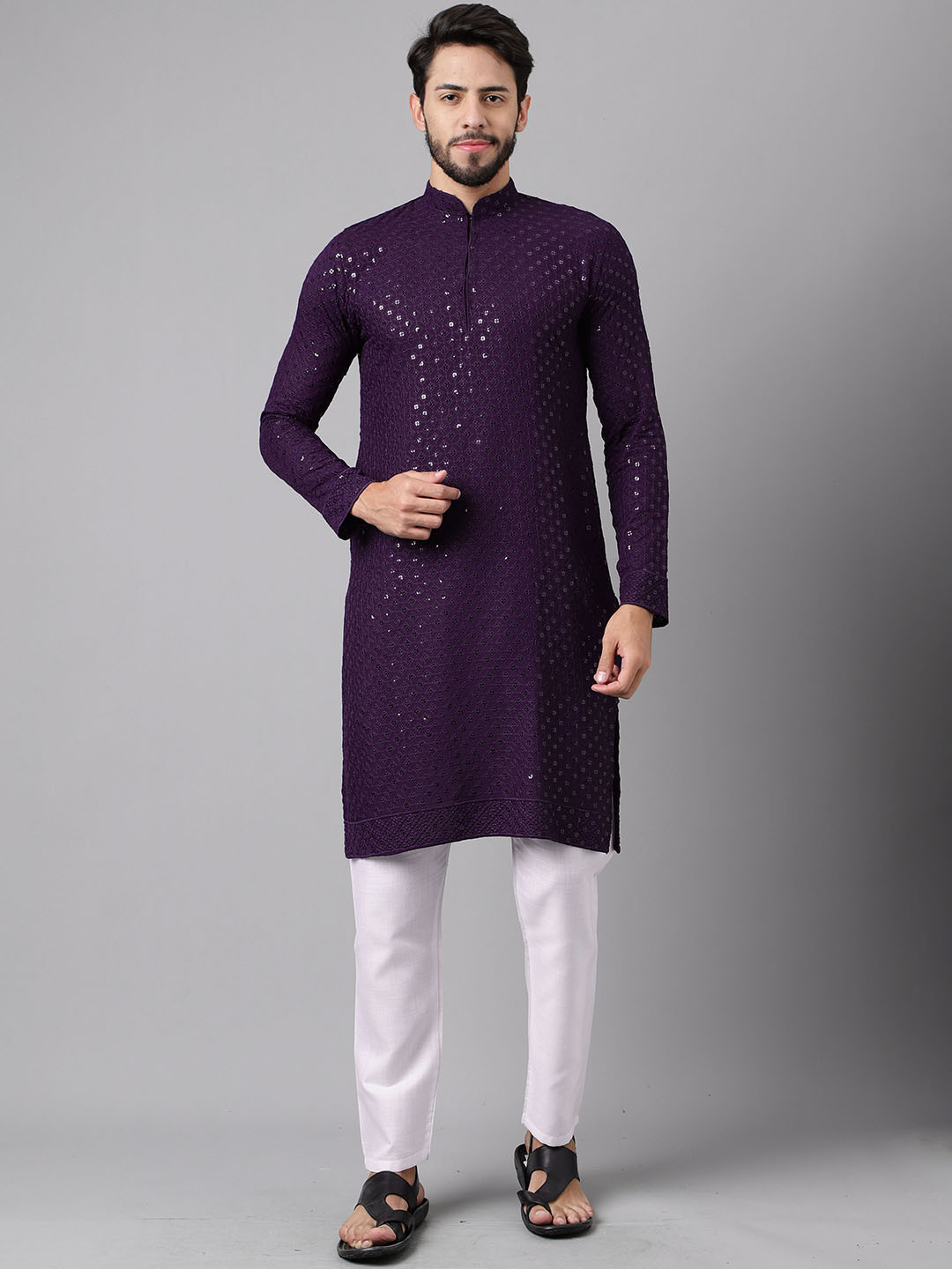 

Sangria Geometric Embroidered Mandarin Collar Sequinned Straight Kurta, Purple