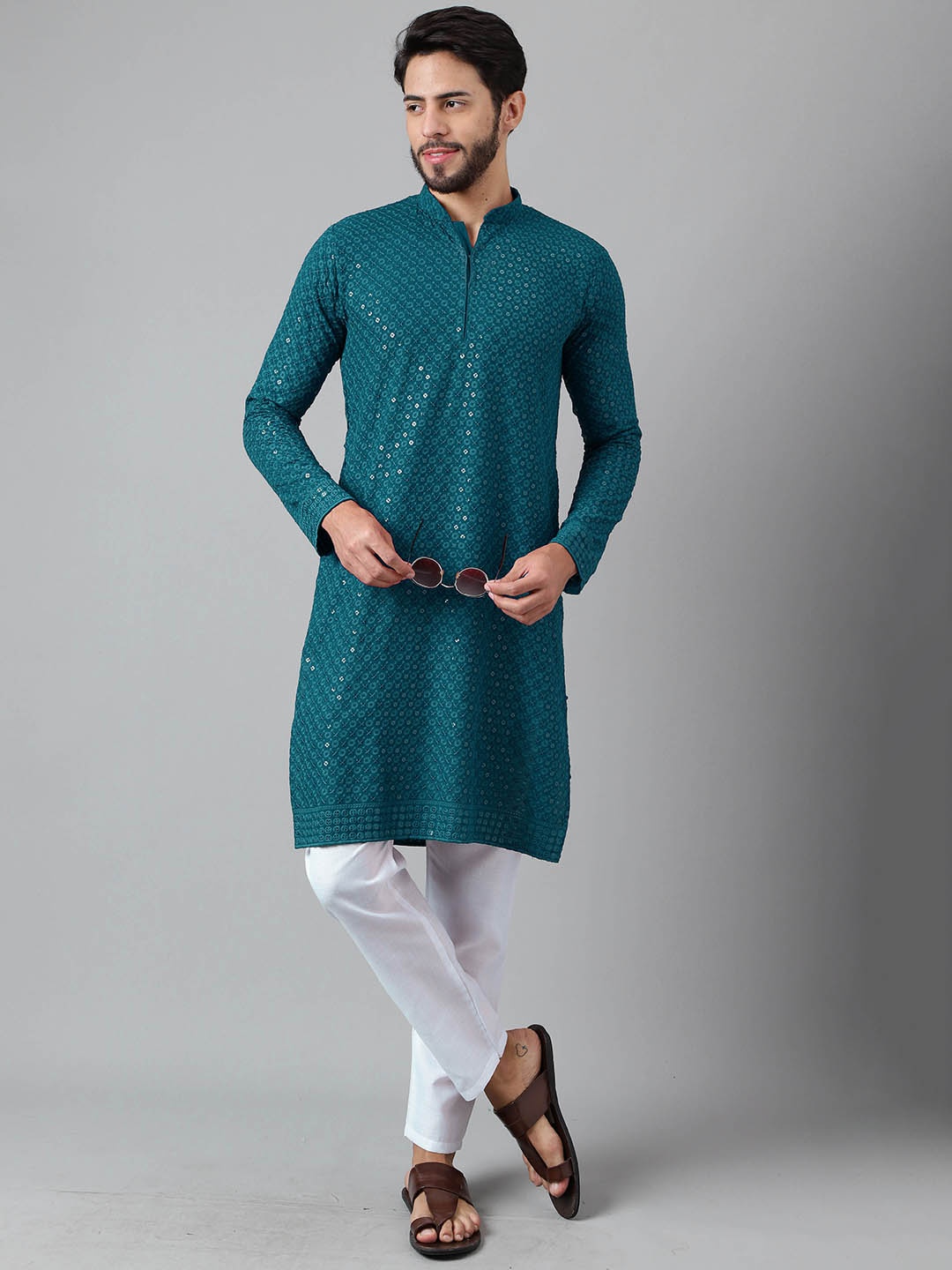 

Sangria Ethnic Motifs Embroidered Sequins Cotton Silk Straight Kurta, Teal