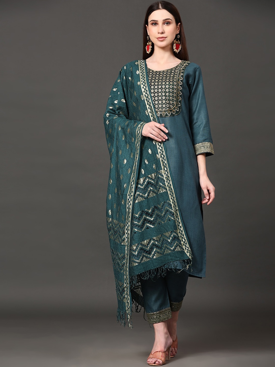 

KALINI Ethnic Motifs Yoke Design Sequinned Kurta & Trousers With Dupatta, Green