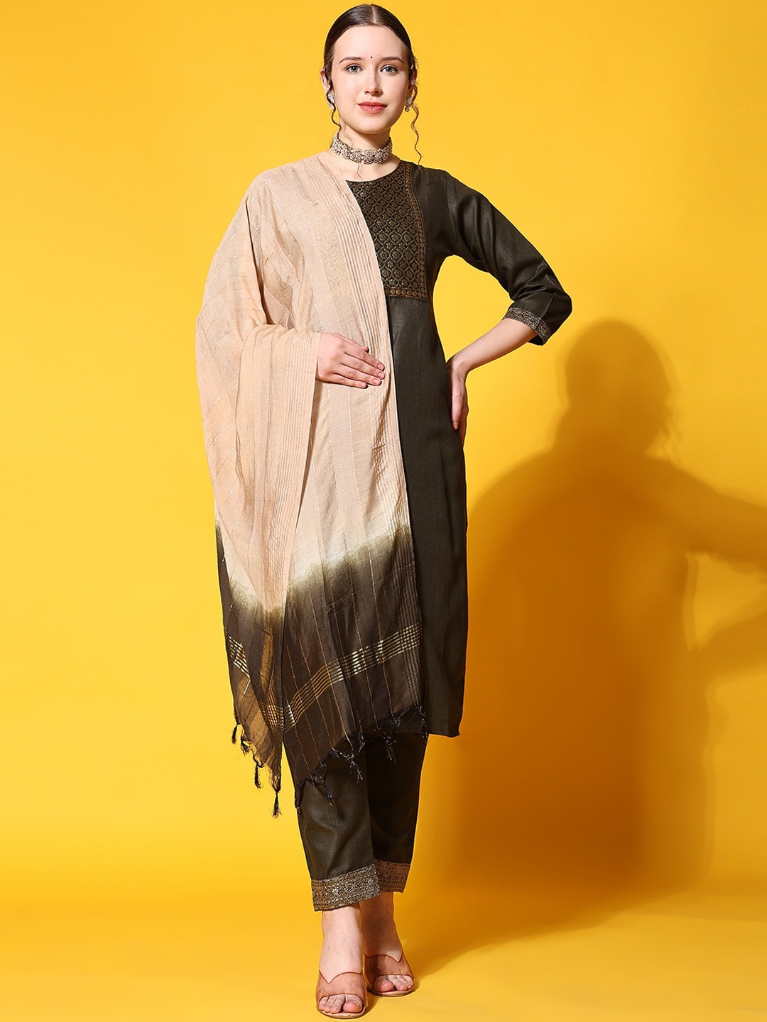 

KALINI Floral Yoke Design Thread Work Kurta With Trousers & Dupatta, Green