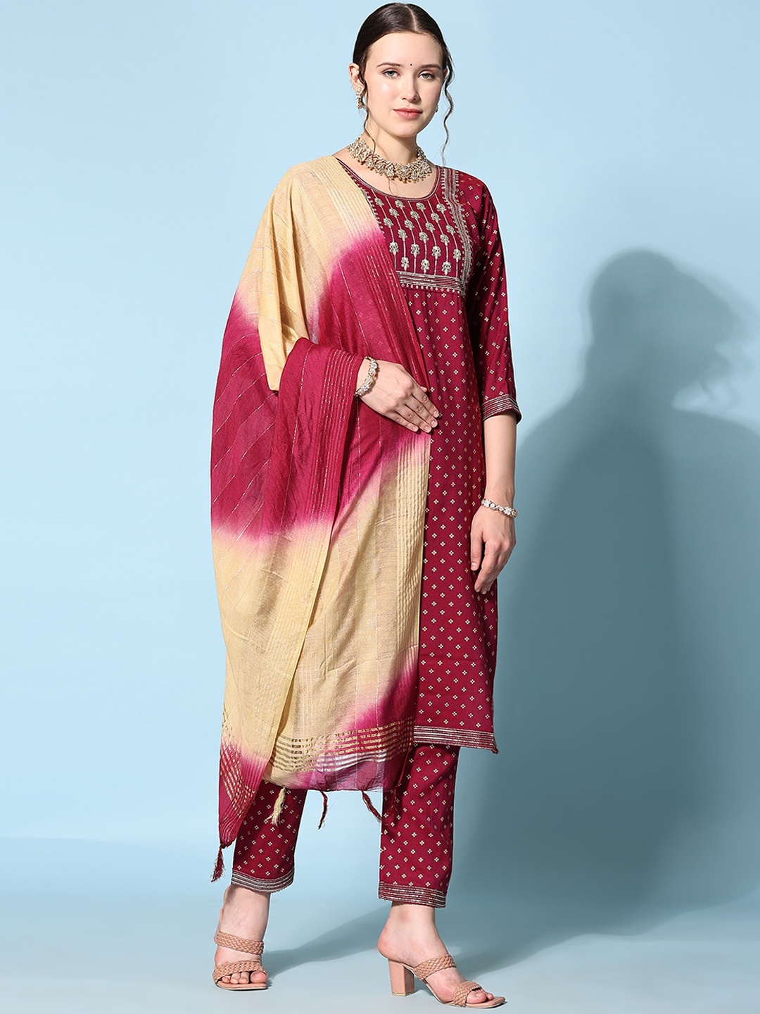 

KALINI Ethnic Motifs Printed Regular Thread Work Kurta with Trousers & Dupatta, Maroon