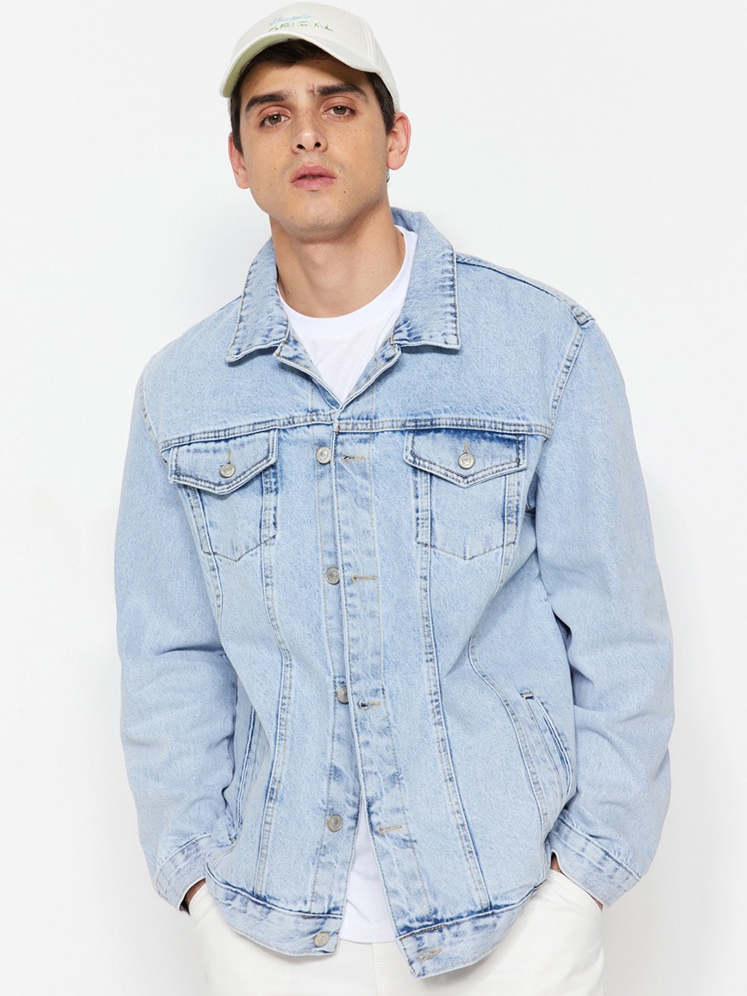 

Trendyol Spread Collar Long Sleeve Studded Cotton Denim Jacket, Blue